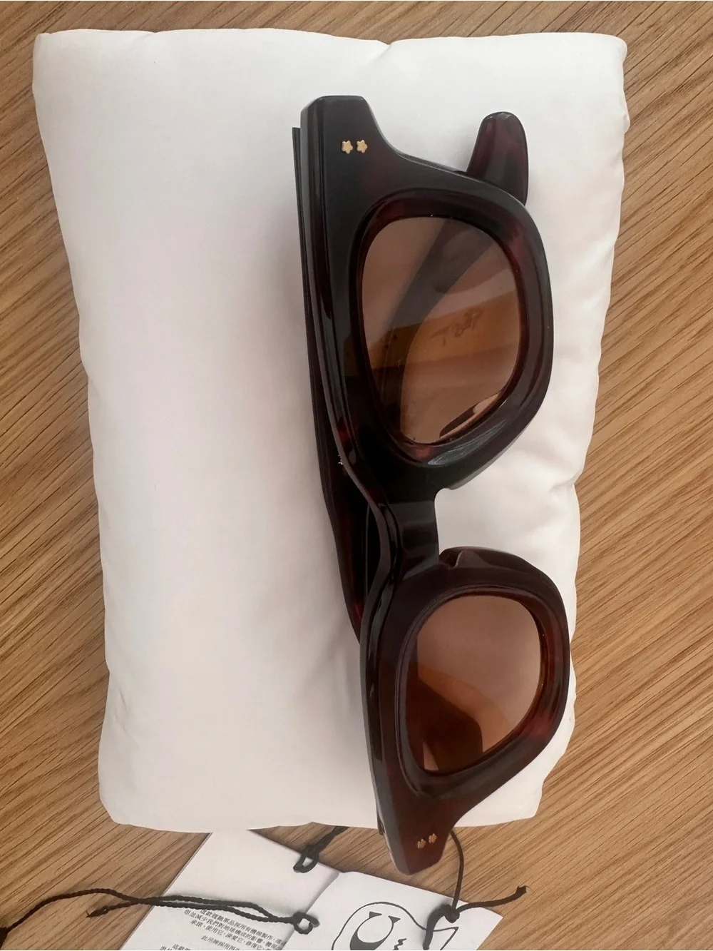 Bonnie and Clyde Cry Baby Sunglasses